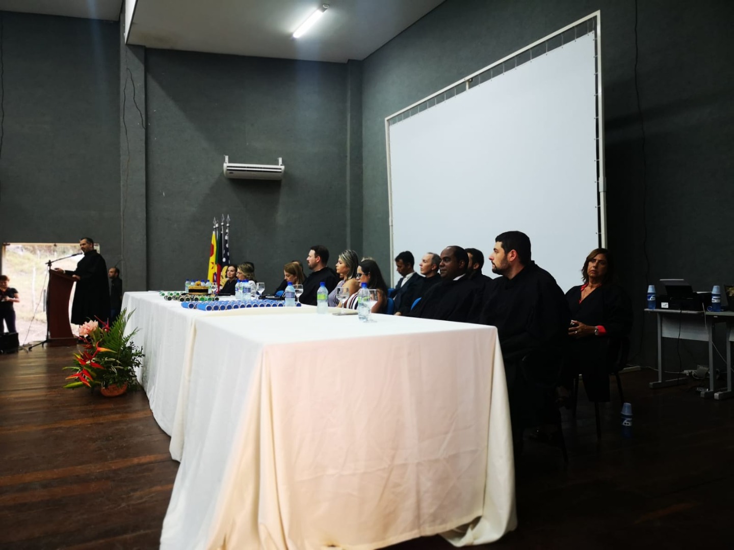 4284f98d-aaa9-4b57-aa74-31b9df46c9d7.jfif