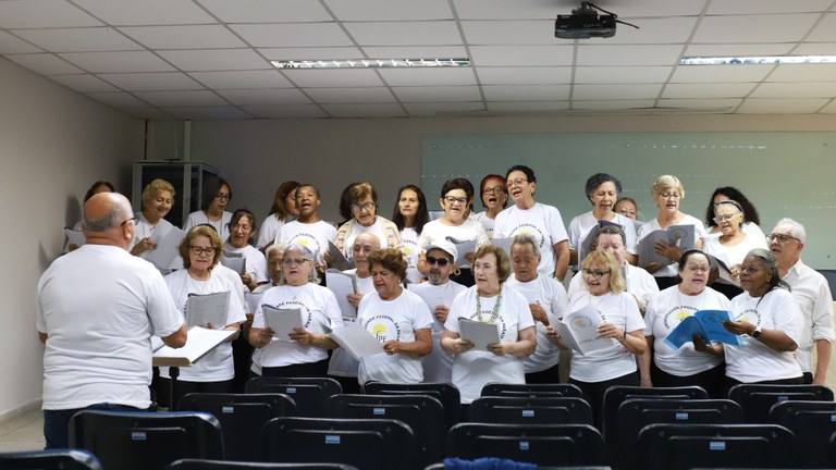 Envelhecer com qualidade de vida: Programa Integra 60+ é lançado na UFPB