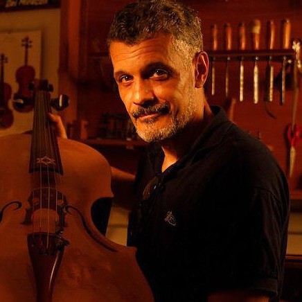 LUTHIER APRESENTA PALESTRA SOBRE O MÉTODO DE STRADIVARI NA UFPB Foto: Divulgação