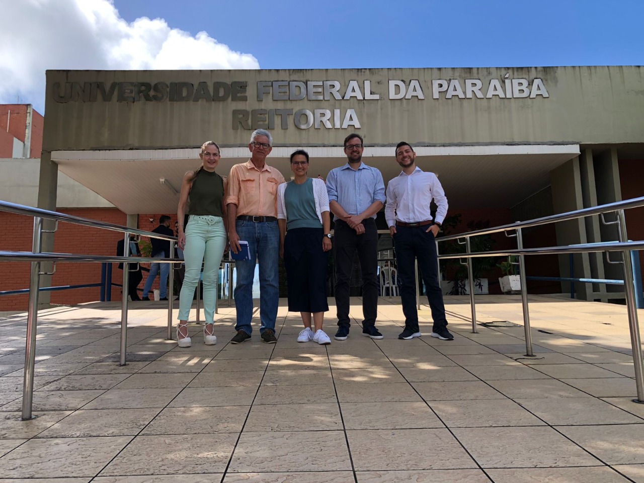 PESQUISADORES DA UFPB E DA ALEMANHA DESENVOLVEM NOVO MATERIAL BIODEGRADÁVEL PARA INDÚSTRIA AUTOMOBILÍSTICA Foto: Divulgação