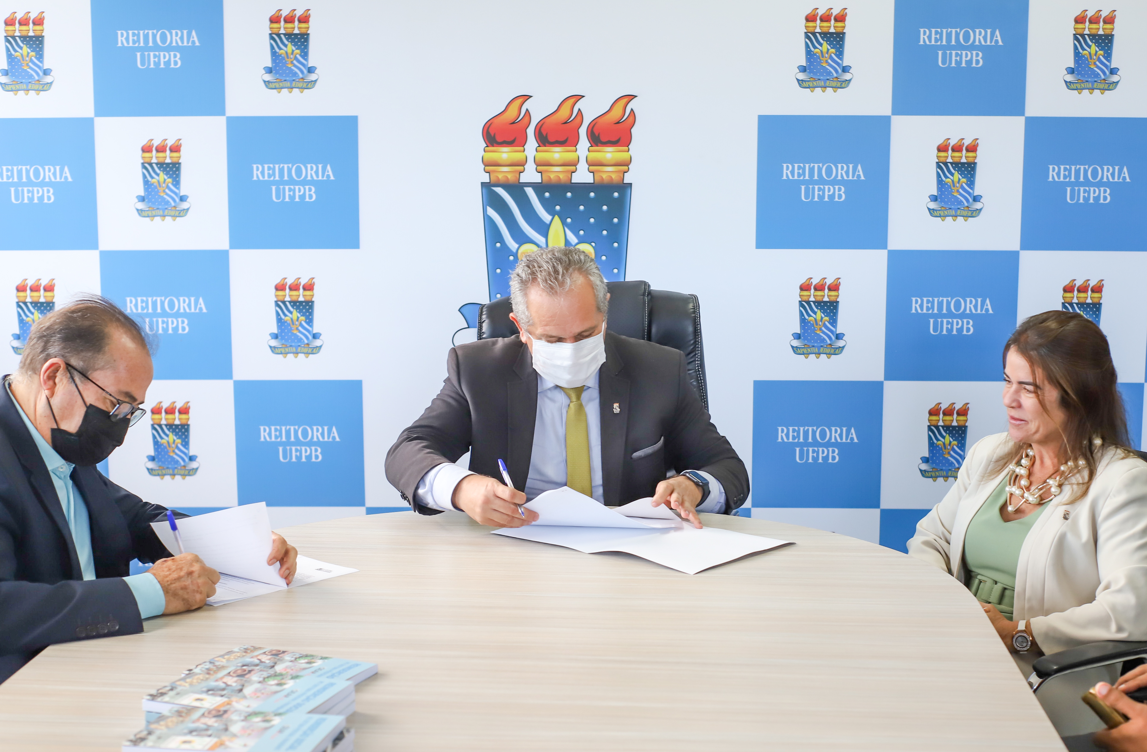 UFPB E SEAP ASSINAM PROTOCOLO DE INTENÇÕES PARA RESSOCIALIZAÇÃO DE PESSOAS PRIVADAS DE LIBERDADE Foto: Angélica Gouveia