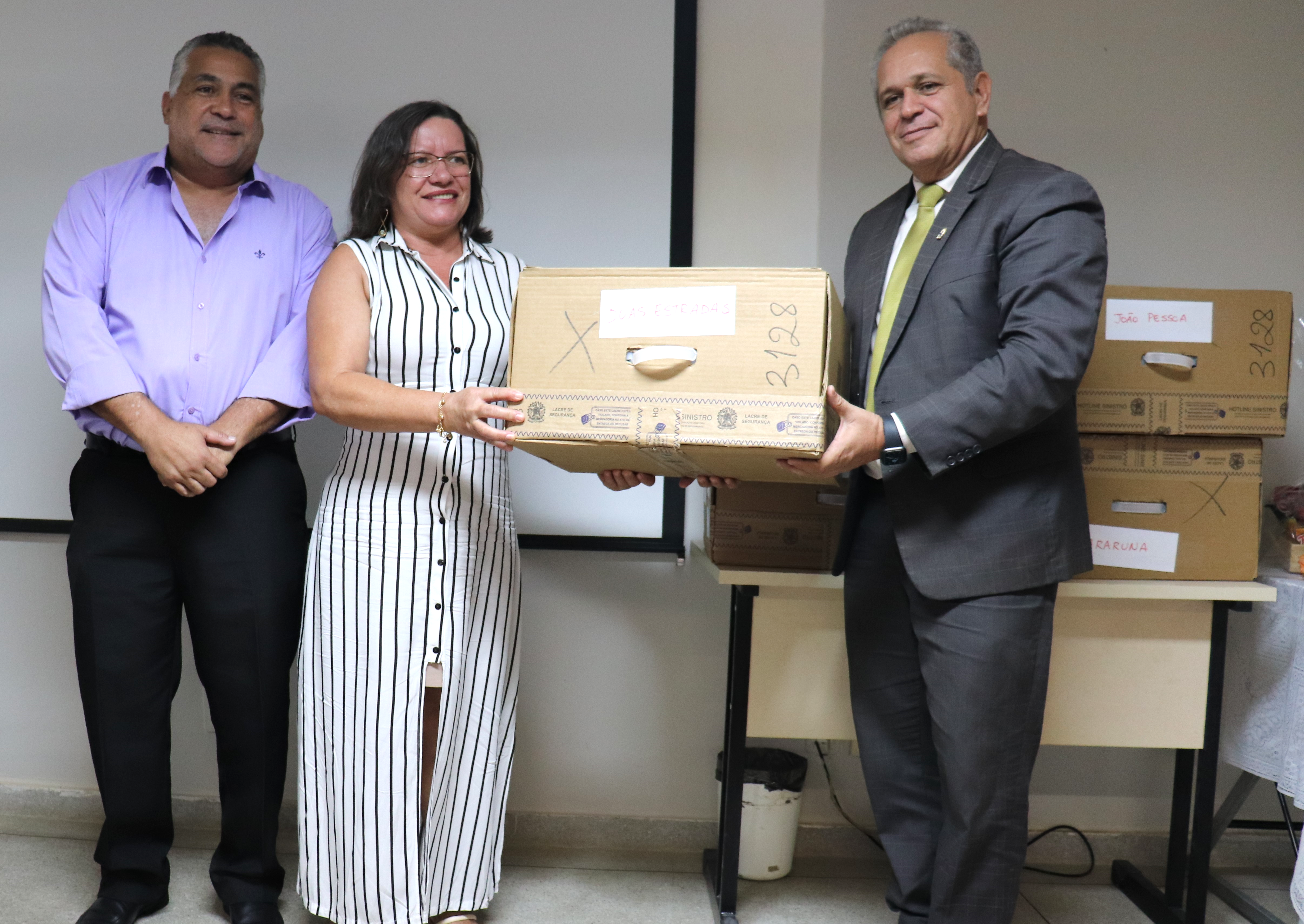 UFPB REALIZA ENTREGA DE EQUIPAMENTOS TECNOLÓGICOS PARA POLOS DA UNIVERSIDADE ABERTA DO BRASIL Foto: Angélica Gouveia